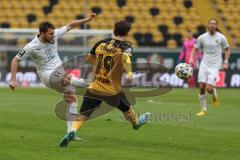 3. Liga - Dynamo Dresden - FC Ingolstadt 04 - Michael Heinloth (17, FCI) Meier Jonathan (19 Dresden)