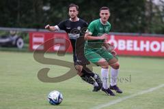 Bezirksliga - Saison 2025/26 - FC Gerolfing - VFR Garching - Donat Bashota grün Gerolfing - Dominik Eisl schwarz Garching - Foto: Meyer Jürgen
