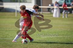 Kreisliga - Saison 2026/27 - TSV Großmehring - SV Kasing - Dominic Filser weiss Großmehring - Elias Ewerling rot Kasing - Foto: Meyer Jürgen