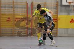 Lotto Bayern Hallencup - Saison 2024/25 - FC Hitzhofen/Oberzell - TSV Ober./Unterhaunstadt- Mchael Kraft gelb Hitzhofen  - Baran Cakir grau Ober/Unterhaunstadt - Foto: Meyer Jürgen