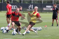 3. Liga - Saison 2024/25 - Trainingsauftakt- FC Ingolstadt 04 -  - Mattis Hoppe (Nr.2 - FCI) - Dennis Borkowski (Nr.17 - FCI) - Foto: Meyer Jürgen