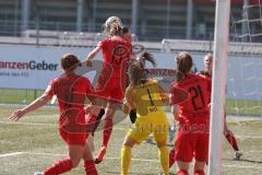 2. Frauen-Bundesliga Süd - Saison 2020/2021 - FC Ingolstadt 04 - FC Würzburger Kickers - Zenger Nadine mit einer Kopfball Abwehr - Maier Franziska Torwart FCI - Foto: Meyer Jürgen