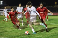 Toto-Pokal; 
Türkgücü München - FC Ingolstadt 04; Zweikampf Kampf um den Ball Ognjen Drakulic (30, FCI) Amdouni, Jusuf (18 TGM) Haas, Leo (26 TGM)