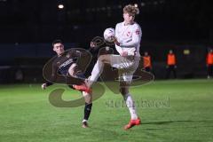 Toto-Pokal; ATSV Erlangen - FC Ingolstadt 04; Zweikampf Kampf um den Ball Felix Keidel (43, FCI)