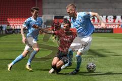 3. Liga - FC Ingolstadt 04 - TSV 1860 München - Robin Krauße (23, FCI) Steinhart Phillipp (36, 1860) Wein Daniel (17, 1860)