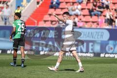 3. Liga; FC Ingolstadt 04 - Hannover 96 II; Tor Jubel Treffer Ausgleich 2:2 Ryan Malone (16, FCI) Niklaus Jeremie (29 H96)