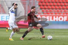 3. Liga - FC Ingolstadt 04 - Waldhof Mannheim - Marcel Gaus (19, FCI) Garcia Rafael (16 Mannheim)