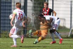 *** A-Junioren Bundesliga  - Saison 2025/26 - A-Junioren - FC Ingolstadt 04 - 1. FC Nürnberg - Atchoffo Bryan Torwart FCI  rutsch aus - Okpodu David weiss Nürnberg #7 - Foto: Meyer Jürgen