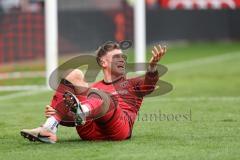 3. Liga; FC Ingolstadt 04 - TSG Hoffenheim II; Simon Lorenz (32, FCI) beschwert sich
