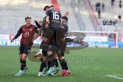 3. Liga; FC Ingolstadt 04 - 
SV Sandhausen; Tor Jubel Treffer 1:0 Yannick Deichmann (20, FCI) mit Pascal Testroet (37, FCI) Simon Lorenz (32, FCI) Ryan Malone (16, FCI) Felix Keidel (43, FCI)