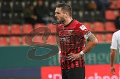 3. Liga; FC Ingolstadt 04 - Hallescher FC; Pascal Testroet (37, FCI) unzufrieden