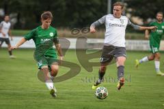 Landesliga - Saison 2026/27 - SV Manching - SC Cosmos Aystetten - Röber Jannik grün Manching - Schäfer Edward weiss Aystetten - Foto: Meyer Jürgen
