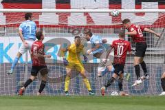 3. Liga - FC Ingolstadt 04 - TSV 1860 München - Mölders Sascha (9, 1860) kommt nicht hin Torwart Fabijan Buntic (24, FCI) Marc Stendera (10, FCI) Tobias Schröck (21, FCI)