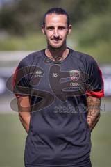 3. Liga; FC Ingolstadt 04 - Trainingsauftakt, erstes Training nach der Sommerpause; Neuzugang Torwart-Trainer Arvid Schenk  (FCI)