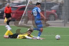 2024_2_17 - Saison 2023/24 - AUDI-Schanzer Amateur Cup - SV Hundszell - FC Hitzhofen/Oberzell  - Halbfinale 1 - Patrick Schwarz gelb Hitzhofen - Linus Appel blau Hundszell - Foto: Meyer Jürgen