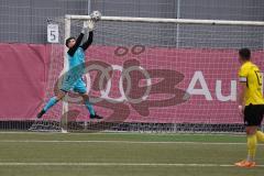 Bayernliga Süd - Saison 2022/2023 - FC Ingolstadt 04 - SV Kirchanschöring - Torwart Markus  Ponath (Nr.40 - FCI) - hält den Ball sicher durch den schuss von Niklas Thorsten gelb Kirchanschöring - Foto: Meyer Jürgen