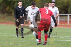 2023_11_5 - Kreisklasse - Saison 2023/24 - TSV Lenting - SV Eitensheim  - Albijan Musliu grau Lenting - Christoph Exner rot Eitensheim - Foto: Meyer Jürgen