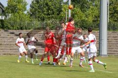 A-Junioren  Bundesliga - FC Ingolstadt 04 - VFB Stuttgart -  Saison 2022/2023 - Causevic Benjamin rot FCI beim Kopfball - Foto: Meyer Jürgen