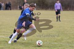 Freundschaftsspiel - Saison 2025/26 - SV Menning - SV Manching - Rainer Meisinger (Nr.8 - SV Manching) - Patrick Schwarz blau Menning  - Foto: Meyer Jürgen