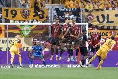 3. Liga; FC Ingolstadt 04 - SG Dynamo Dresden; Strafstoß Arslan Ahmet (5 DD) Sebastian Grönning (11, FCI) Lukas Fröde (34, FCI) Simon Lorenz (32, FCI) Bryang Kayo (48, FCI) Mladen Cvjetinovic (19, FCI) Torwart Marius Funk (1, FCI)