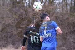 Freundschaftsspiel - Saison 2025/26 - SV Menning - SV Manching - Sebastian Graßl (Nr.10 - SV Manching) - Maximilian Lex blau Menning  - Foto: Meyer Jürgen