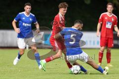 Kreisklasse - Saison 2023/2024 - TSV Ingolstadt Nord - TSV Kösching- Kerem Düzgün blau Ing Nord - Elias Kraus rot links Kösching - Foto: Meyer Jürgen