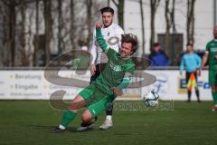 Bezirksliga - Saison 2025/26 - FC Gerolfing - SpVgg Altenerding - Phillipp Haunschild (Nr.12 - FC Gerolfing) - Mario Dipalo weiss Altenerding - Foto: Meyer Jürgen