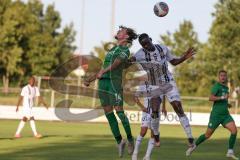 Freundschaftsspiel - Saison 2023/2024 - SV Manching - AL Jazira - Selim Akdeniz (Nr.14 - SV Manching) - Abdulla Idrees weiss AL Jazira - Foto: Meyer Jürgen