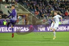 2.BL; Erzgebirge Aue - FC Ingolstadt 04; Marc Stendera (10, FCI) Schuß auf das Tor, trifft Bussmann Gaetan (2 Aue)