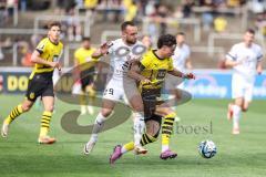 3. Liga; Borussia Dortmund II - FC Ingolstadt 04; Zweikampf Kampf um den Ball David Kopacz (29, FCI) Tattermusch Ted (19 BVB2)