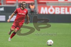3. Liga - Saison 2025/26 - FC Ingolstadt 04 - Rot-Weiss Essen - Yannick  Deichmann (Nr.20 - FC Ingolstadt 04) mit Gesichtsmaske - XXXXX - Foto: Meyer Jürgen