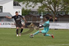 Bezirksliga - Saison 2024/25- TSV Gaimersheim - FC Fatih Ingolstadt - Nico von Swiontek Brzezinski (Nr.17 - TSV Gaimersheim) - Ömer Ilgen Torwart Fatih - Foto: Meyer Jürgen