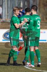 Bezirksliga OBB Nord - SV Manching - FC Schwabing München - Abklatschen vor dem Spiel - Rainer Meisinger (#19 Manching) - Benedikt Vollnhals (#9 Manching) -  - Foto: Jürgen Meyer