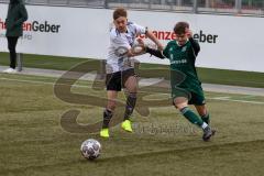 Audi Schanzer Amateur Cup 2022 -  Halbfinale 1 - SV Denkendorf - TSV Hohenwart - Leon Sedlmair weiss Hohenwart - Gabriel Bruckmüller grün Denkendorf - Foto: Jürgen Meyer