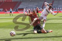 3. Liga - FC Ingolstadt 04 - FSV Zwickau - Stefan Kutschke (30, FCI) wird von Nkansah Steffen (25 Zwickau) gefoult