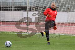 2. Frauen-Bundesliga - Saison 2021/2022 - FC Ingolstadt 04 - SV Henstedt-Ulzburg - Daum Anna-Lena Torwart (#22 FCI) - beim warm machen - Foto: Meyer Jürgen