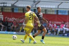 3. Liga; TSV 1860 München - FC Ingolstadt 04; kommt zu spät Marcel Costly (22, FCI) Torwart Dähne Thomas (21 TSV)