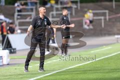 3. Liga; Borussia Dortmund II - FC Ingolstadt 04; Cheftrainer Michael Köllner (FCI) an der Seitenlinie, Spielerbank