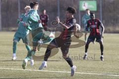 *** A-Junioren Bundesliga  - Saison 2025/26 - FC Ingolstadt 04 - SpVgg Greuther Fürth - Polat Arel schwarz FCI - Pusback Tim grün Fürth - Foto: Meyer Jürgen