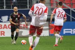 2.BL; SSV Jahn Regensburg - FC Ingolstadt 04; Nico Antonitsch (5, FCI) Leon Guwara (20 Jahn) Charalambos Makridis (26 Jahn)