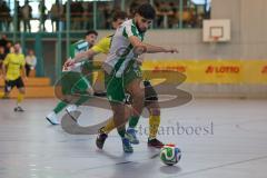 Lotto Bayern Hallencup - Saison 2024/25 - SV Manching - FC Hitzhofen/Oberzell- Rayen Kouki grün Manching - Michael Kraft gelb Hitzhofen - Foto: Meyer Jürgen