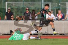 Bezirksliga - Saison 2025/26 - FC Fatih Ingolstadt - TSV Gaimersheim - Nico von Swiontek Brzezinski (Nr.17 - TSV Gaimersheim) - Faruk Rencber grün Fatih - Foto: Meyer Jürgen