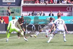3. Liga; FC Ingolstadt 04 - Arminia Bielefeld; Torchance verpasst Gustav Christensen (24, FCI) Torwart Kersken Jonas (1 AB) Schneider Leon (23 AB) Lukas Justin (36 AB)