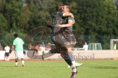 Bezirksliga - Saison 2025/26 - FC Fatih Ingolstadt - FC Gerolfing - Donat Bashota (Nr.24 - FC Gerolfing) mit dem 0:3 Führungstreffer - jubel  - Flaur Bashota (Nr.23 - FC Gerolfing) - Foto: Meyer Jürgen