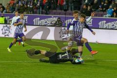 2. Fußball-Liga - Saison 2021/2022 - FC Erzgebirge Aue - Ingolstadt 04 - Stefan Kutschke (#30 FCI) - Männel Martin Torwart Aue - Foto: Meyer Jürgen