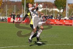 Kreisliga - Saison 2022/2023 - TSV Gaimersheim - FC Hitzhofen/Oberzell - Jan Witek weiss Gaimersheim - Manuel Furino gelb Hitzhofen - Foto: Meyer Jürgen