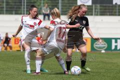 2. Fußball-Liga - Frauen - Saison 2022/2023 - FC Ingolstadt 04 - 1. FC Nürnberg - Leni Fohrer (Nr.15 - FCI Frauen) - Mühlemann Elena weiss #14 Nürnberg - Brunmair Livia weiss #17 Nürnberg - Foto: Meyer Jürgen