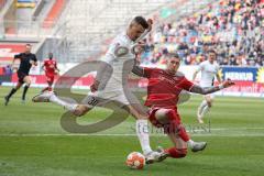 2.BL; Fortuna Düsseldorf - FC Ingolstadt 04; Tor Chance verpasst Schuß Stefan Kutschke (30, FCI) de Wijs Jordy (30 DUS) stört