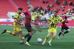 3. Liga; FC Ingolstadt 04 - Borussia Dortmund II; Tobias Bech (11, FCI) Sturm Papadopoulos Antonios ( BVB2)