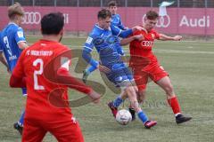 A-Junioren - Bundesliga Süd FC Ingolstadt 04 - TSG 1899 Hoffenheim - Moritz Wiezorrek (Nr.17 - FCI A-Junioren) -rot -  Foto: Meyer Jürgen